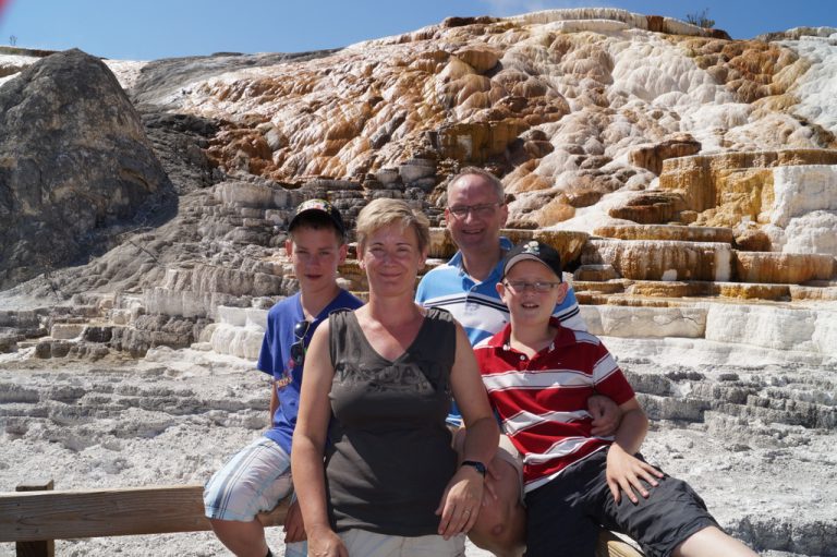 Dag 14, Mammoth hot springs – Lake Village