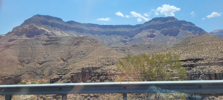 Dag 14, Bordjes dwazen (Lake Mead – Zion)